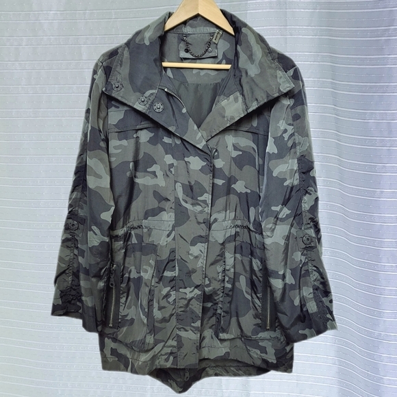 The Fillmore Anorak Jacket Parka Style Windbreaker Camo Grayish Green Women's M - Picture 1 of 15